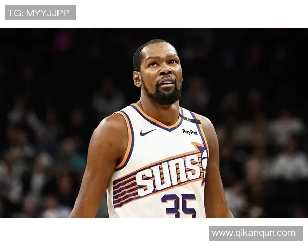 火箭遏制逆转!杜兰特贡献21+6,克莱9投2中低迷 火箭遏制逆转!杜兰特贡献21+6,克莱9投2中低迷